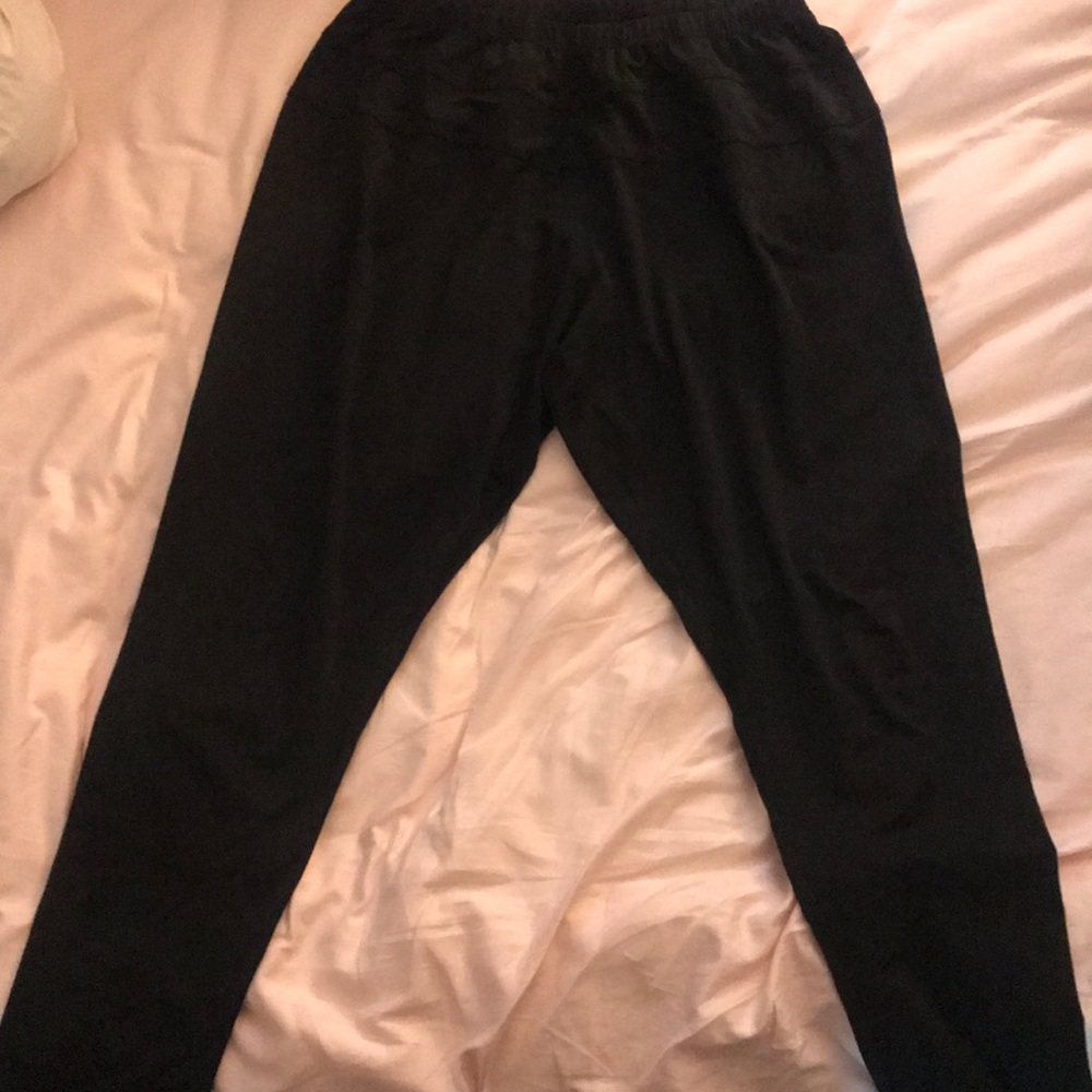 Black Shiny Leggings